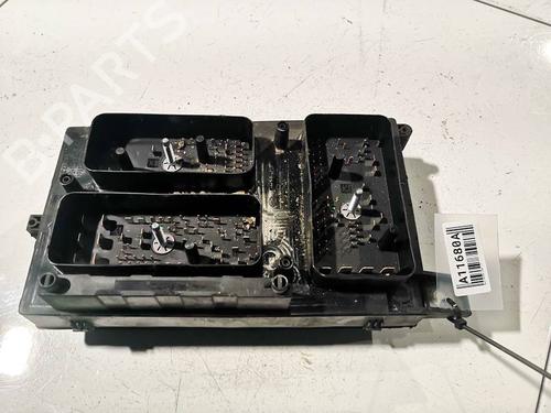 Used Fuse box Fuse box 39545094 39545094
