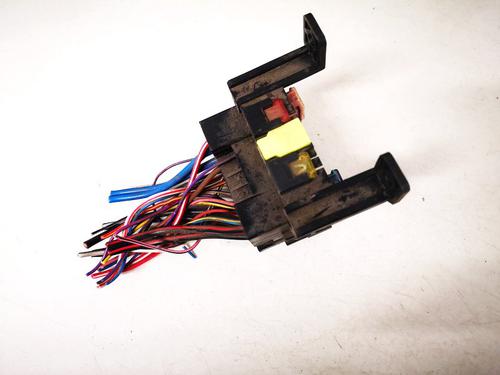 Fuse box MAZDA PREMACY (CP) 2.0 TD | BP33088711E1 - Image 2