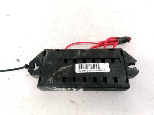 Used Fuse box Fuse box VOLVO V70 II (285) D5 (185 hp) 32913527 32913527