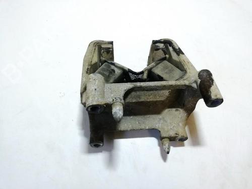 Used Engine mount Engine mount OPEL VECTRA B (J96) 1.8 i 16V (F19) (116 hp) 33507914 33507914
