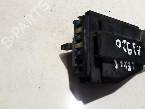 Fuse box LEXUS IS II (_E2_) 250 (GSE20) | BP33526361E1 - Image 2