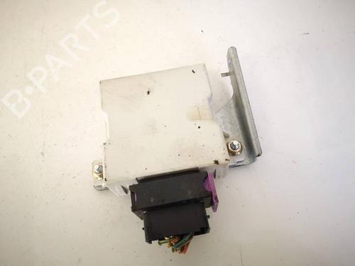 Used Electronic module Electronic module TOYOTA COROLLA Verso (ZER_, ZZE12_, R1_) 2.0 D-4D (CUR10_, CUR10R) (116 hp) 33097844 33097844