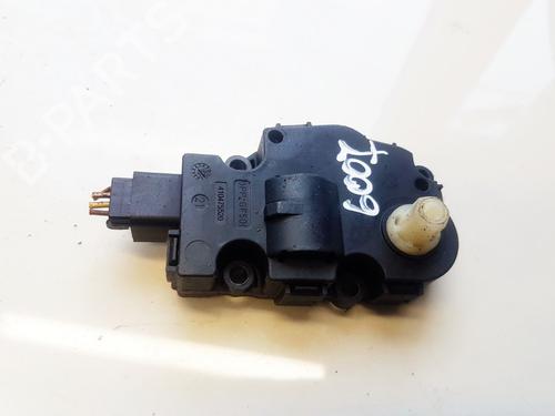 Used Electronic module Electronic module MERCEDES-BENZ C-CLASS (W204) C 220 CDI (204.002) (170 hp) 33062114 33062114