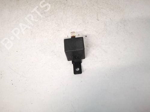 Electronic sensor AUDI 80 B4 Saloon (8C2) 1.9 TDI | BP32917647M84 - Image 2