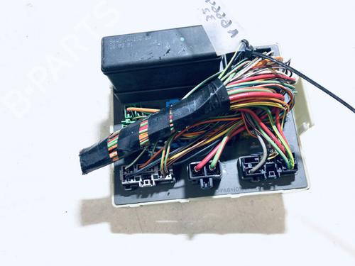 Used Fuse box Fuse box 33079339 33079339