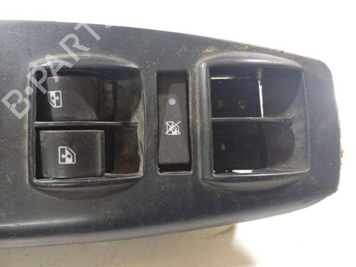 switch-fiat-doblo-cargo-263_-2010-32546744 main image