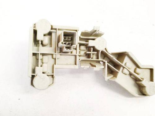 Used Lamp holder Lamp holder VOLVO V50 (545) 1.6 D (110 hp) 36547666 36547666