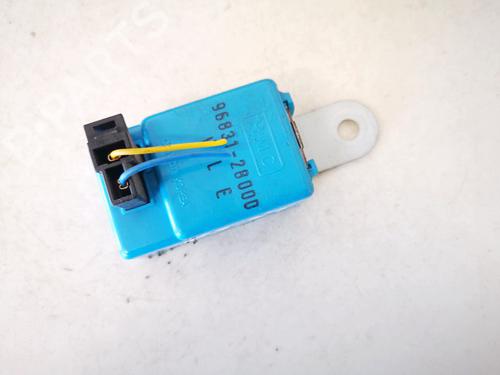 Electronic sensor HYUNDAI ELANTRA III (XD) 2.0 CRDi | BP33076646M84 - Image 2