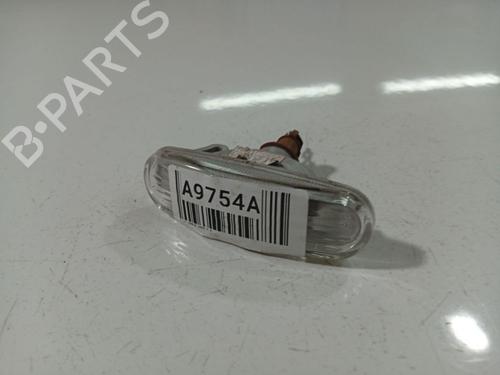 Used Right side indicator Right side indicator 38630450 38630450