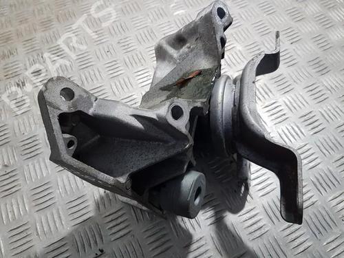 Used Engine mount Engine mount VOLVO XC70 II (136) 2.4 D / D4 AWD (163 hp) 33503130 33503130