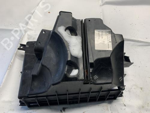Used Air filter box Air filter box 35635330 35635330