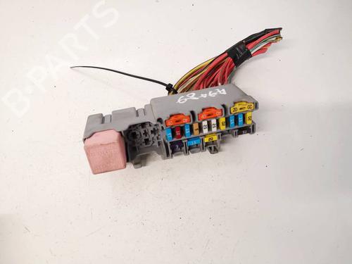 Used Fuse box Fuse box RENAULT GRAND SCÉNIC II (JM0/1_) 1.5 dCi (JM1E) (106 hp) 32944395 32944395