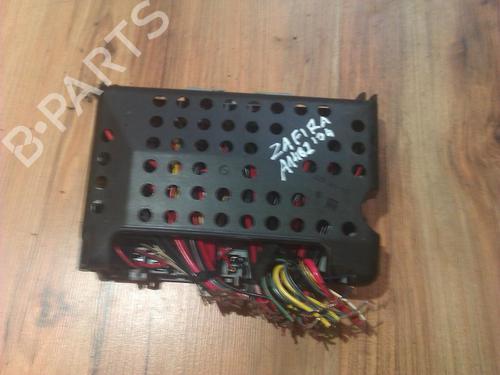 fuse-box-opel-zafira-a-mpv-t98-1999-2000-2001-2002-2003-2004-2005-2006-33495737 main image