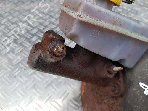 Used Brake master cylinder Brake master cylinder LANCIA Y (840_) 1.2 (840AA, 840AF1A) (60 hp) 35667485 35667485