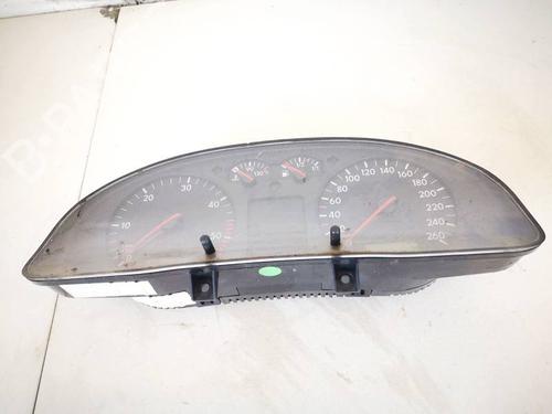 Used Instrument cluster Instrument cluster VW PASSAT B5 Variant (3B5) 1.9 TDI (115 hp) 35250564 35250564