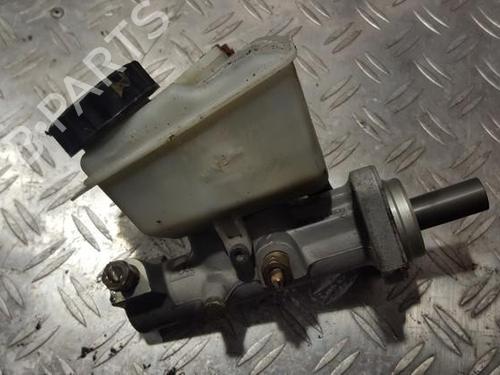 brake-master-cylinder-volvo-v70-ii-285-1999-2000-2001-2002-2003-2004-2005-2006-2007-2008-35656244 main image