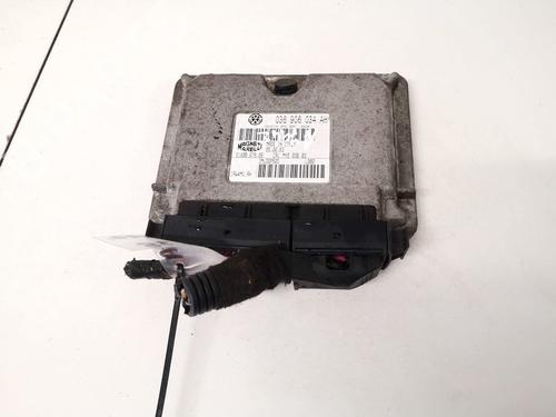 Used Engine control unit (ECU) Engine control unit (ECU) SEAT CORDOBA (6L2) 1.4 16V (75 hp) 32888789 32888789