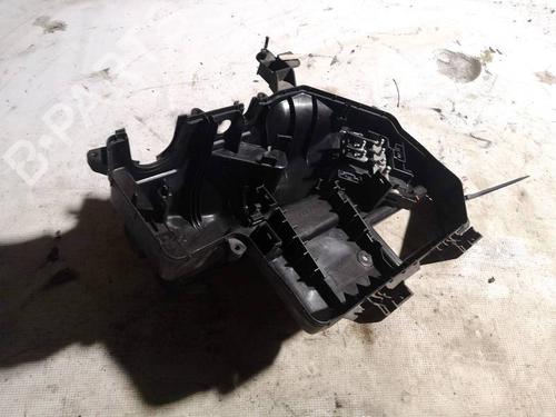 Fuse box AUDI A6 C6 (4F2) 2.7 TDI | BP32950291E1 - Image 2