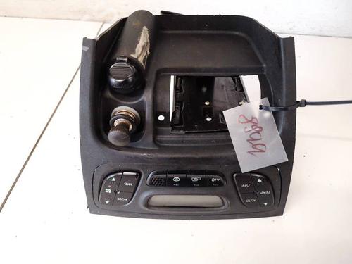 Used Climate control Climate control HYUNDAI SANTA FÉ I (SM) 2.0 CRDi (113 hp) 35314432 35314432