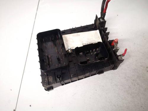 Used Fuse box Fuse box VW TOURAN (1T1, 1T2) 1.6 FSI (115 hp) 32925843 32925843