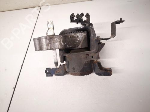 Used Engine mount Engine mount 32890660 32890660