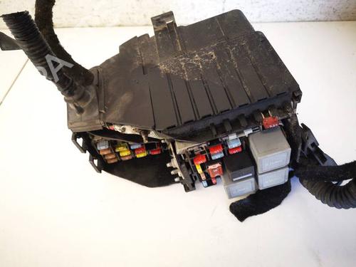 Used Fuse box Fuse box VOLVO V70 III (135) 2.5 T (200 hp) 32972428 32972428