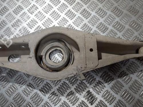 Used Left rear suspension arm Left rear suspension arm PEUGEOT 406 (8B) 1.9 TD (90 hp) 35700822 35700822