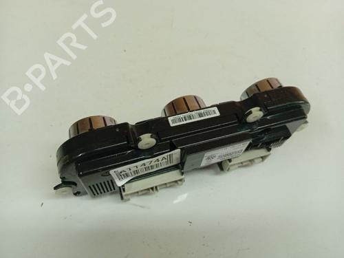Climate control VW PASSAT B7 (362) 1.6 TDI | BP37289604I5 - Image 2