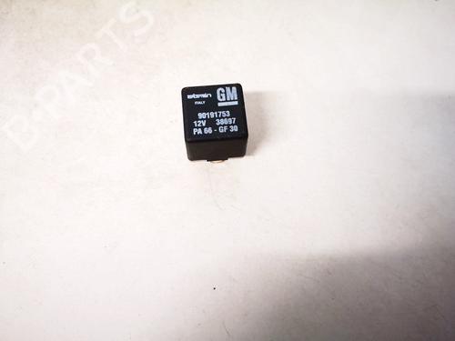 Used Electronic sensor Electronic sensor OPEL ZAFIRA A MPV (T98) 2.0 DTI 16V (F75) (101 hp) 32879102 32879102