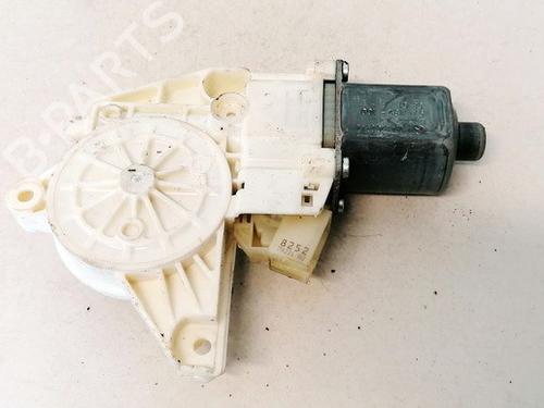 Used Right front window motor Right front window motor MERCEDES-BENZ C-CLASS (W204) C 200 CDI (204.007, 204.006) (136 hp) 35611956 35611956