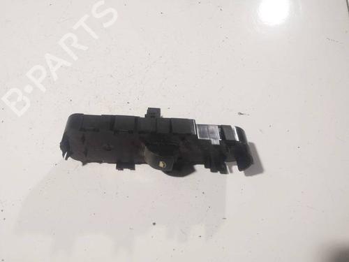 Used Switch Switch PEUGEOT 308 SW I (4E_, 4H_) 1.6 HDi (90 hp) 32572636 32572636