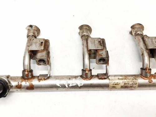 Used Injection rail Injection rail 35332299 35332299