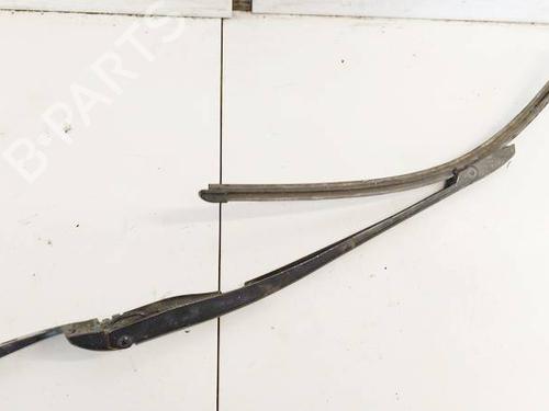 Used Front windshield wiper arm Front windshield wiper arm 34609922 34609922