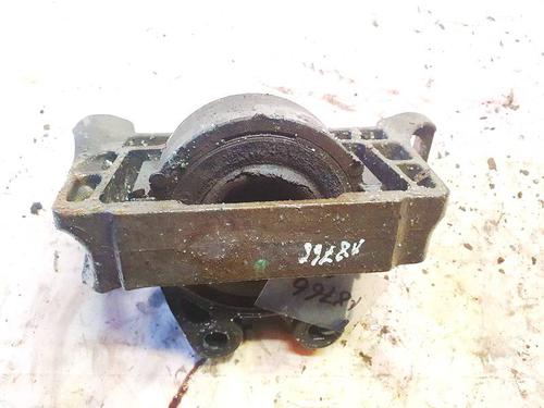 Used Engine mount Engine mount VOLVO V50 (545) 2.0 D (136 hp) 32932165 32932165