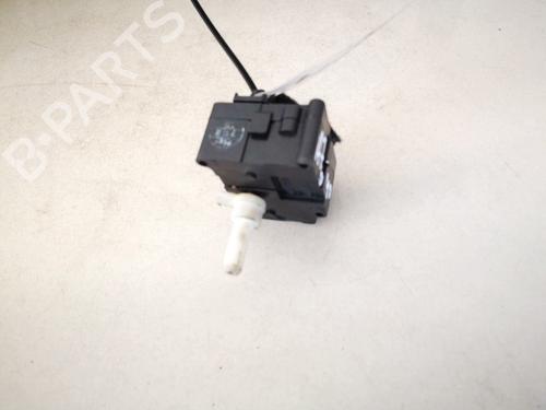 Used Electronic module Electronic module VW PHAETON (3D1, 3D2, 3D3, 3D4, 3D6, 3D7, 3D8, 3D9) 5.0 V10 TDI 4motion (313 hp) 32907344 32907344