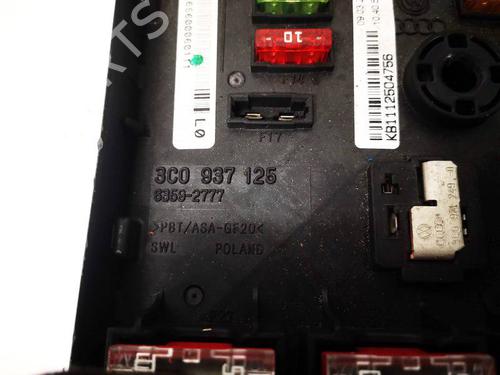 Fuse box VW PASSAT B7 (362) 1.6 TDI | BP32533696E1 - Image 2