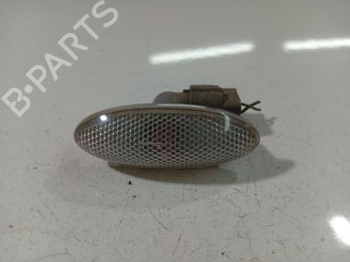 Used Right side indicator Right side indicator 37505824 37505824