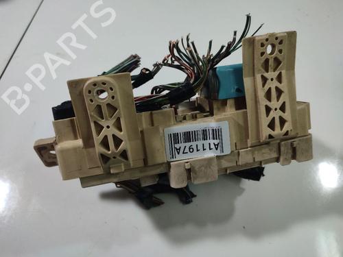 fuse-box-toyota-avensis-_t25_-2003-2004-2005-2006-2007-2008-32971660 main image