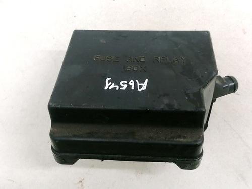 Used Fuse box Fuse box ALFA ROMEO 147 (937_) 1.6 16V T.SPARK ECO (937.AXA1A, 937.BXA1A) (105 hp) 33078090 33078090