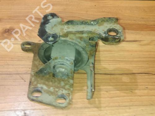 Used Engine mount Engine mount FORD MONDEO II (BAP) 2.0 i (131 hp) 33531696 33531696