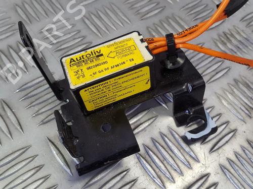 Used Electronic module Electronic module PEUGEOT 405 II (4B) 1.9 TD (90 hp) 33493125 33493125