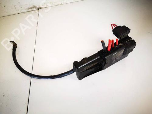 Used Fuse box Fuse box 32567792 32567792