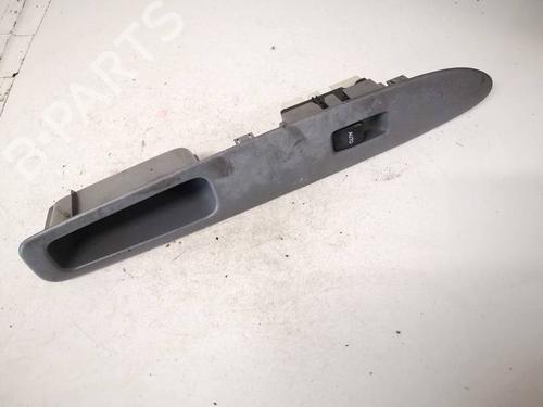 Used Switch Switch TOYOTA AVENSIS VERSO (_M2_) 2.0 D (CLM20_, CLM20R) (116 hp) 32921557 32921557