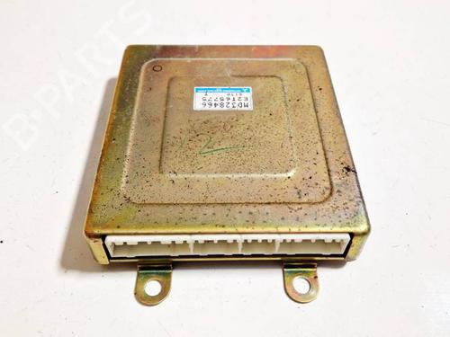 Used Engine control unit (ECU) Engine control unit (ECU) 32569378 32569378