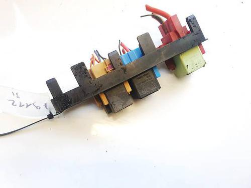 Fuse box VW GOLF VI (5K1) 1.6 TDI | BP32572002E1