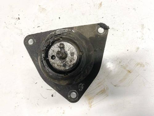 Used Engine mount Engine mount 32584231 32584231