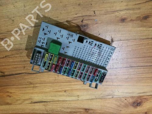 Used Fuse box Fuse box OPEL ASTRA F Hatchback (T92) 1.7 D (F08, M08, F68, M68) (60 hp) 33481525 33481525