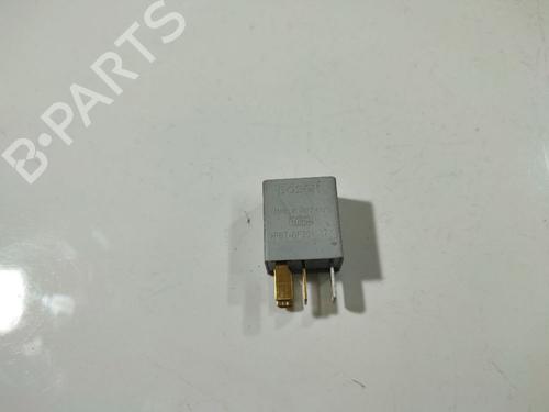 Used Electronic sensor Electronic sensor TOYOTA COROLLA Verso (ZER_, ZZE12_, R1_) 2.2 D-4D (AUR10_, AUR10R) (136 hp) 32971520 32971520