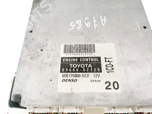 Engine control unit (ECU) TOYOTA COROLLA Saloon (_E12_) 2.0 D-4D (CDE120_, CDE120R) | BP32904811M57 - Image 3