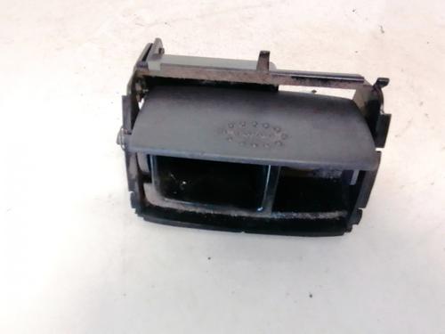 Used Ashtray Ashtray MERCEDES-BENZ A-CLASS (W168) A 140 (168.031, 168.131) (82 hp) 35540386 35540386